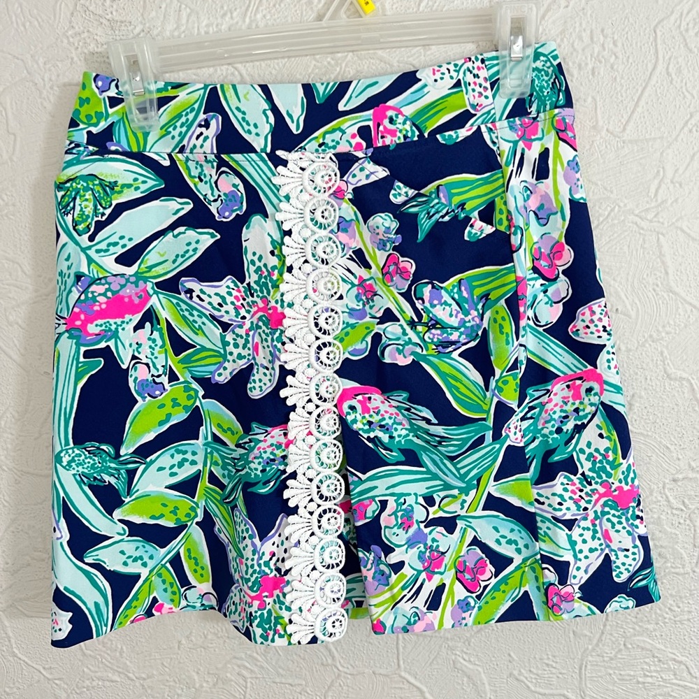 Lilly Pulitzer Women's UPF 50+ Luxletic Daphne Skort Looking Sharp Pink Blue 00